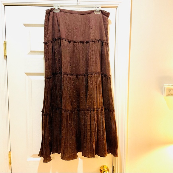 BCBGMaxAzria Brown Tiered Maxi Skirt Resort Wear - Picture 2 of 4
